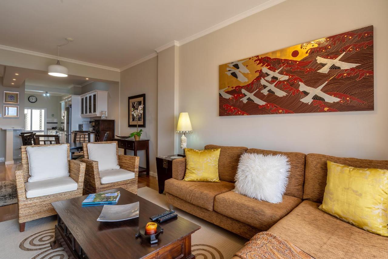 Stylish Apartment With Balcony And Amazing Views Over Funchal And The Sea Bagian luar foto