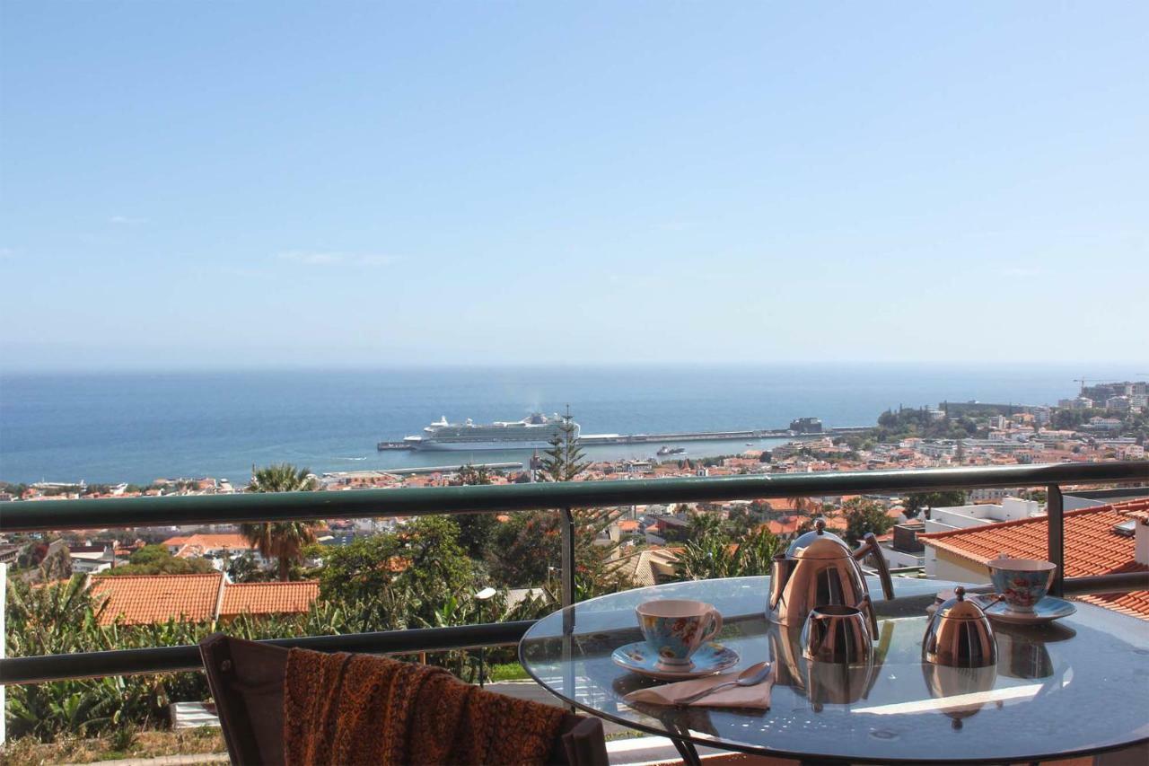 Stylish Apartment With Balcony And Amazing Views Over Funchal And The Sea Bagian luar foto